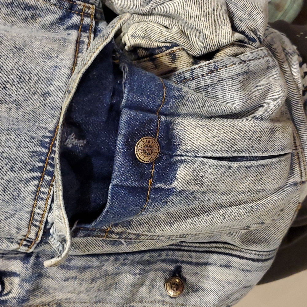 Vintage Levi Denim Coat - Picture 7 of 16